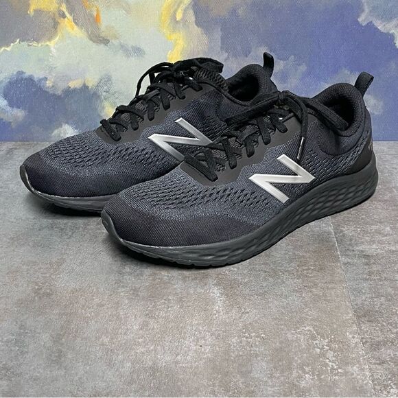New Balance Fresh Foam Arishi V3 Women's Black Running Shoes Size 11B - Picture 2 of 16